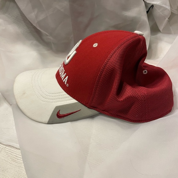 Never worn University of Oklahoma hat - Picture 3 of 5